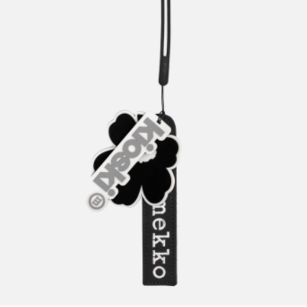 NWT Marimekko Viisaus Unikko Key Chain - Black/Grey